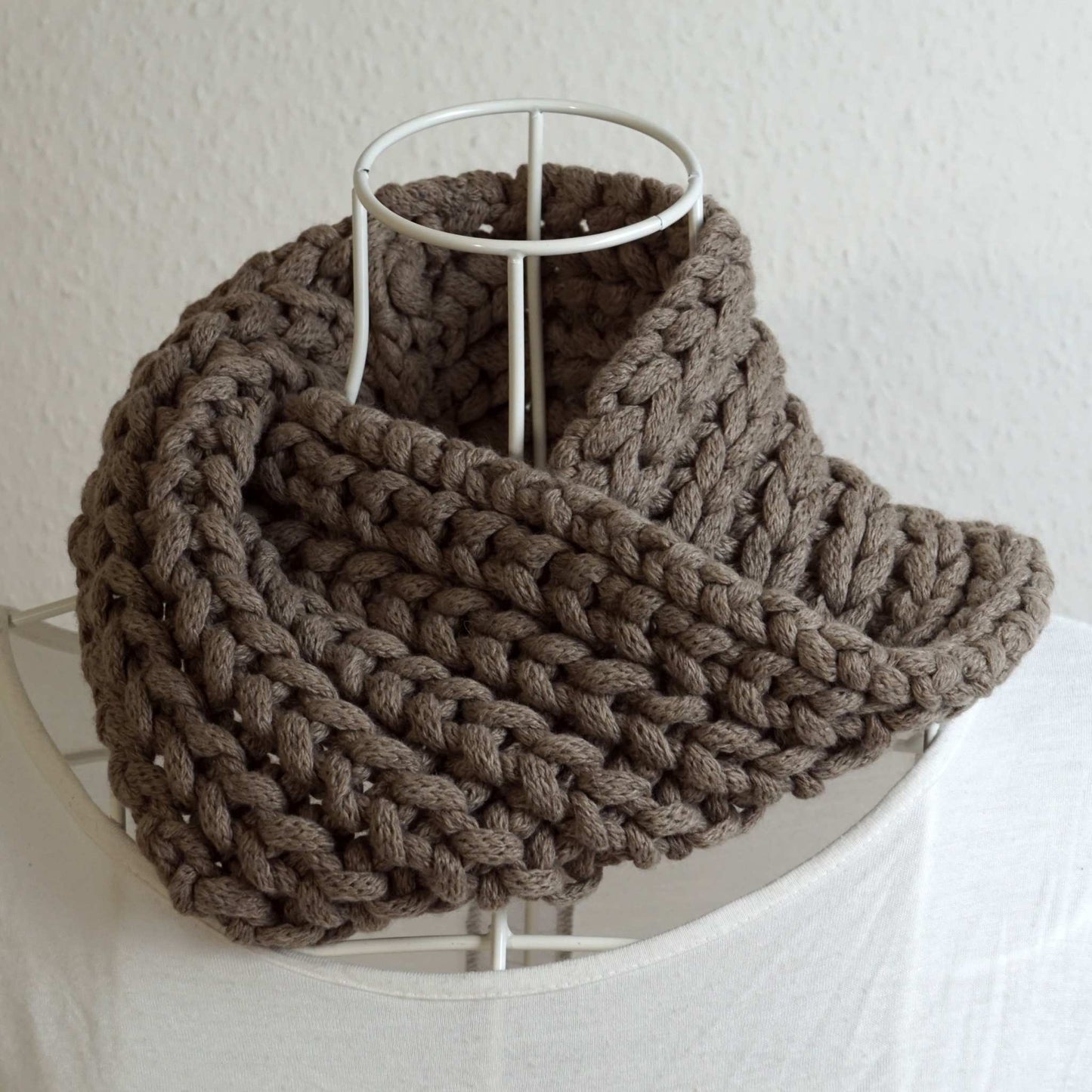 Loop CONTORTA klein - Meshmade